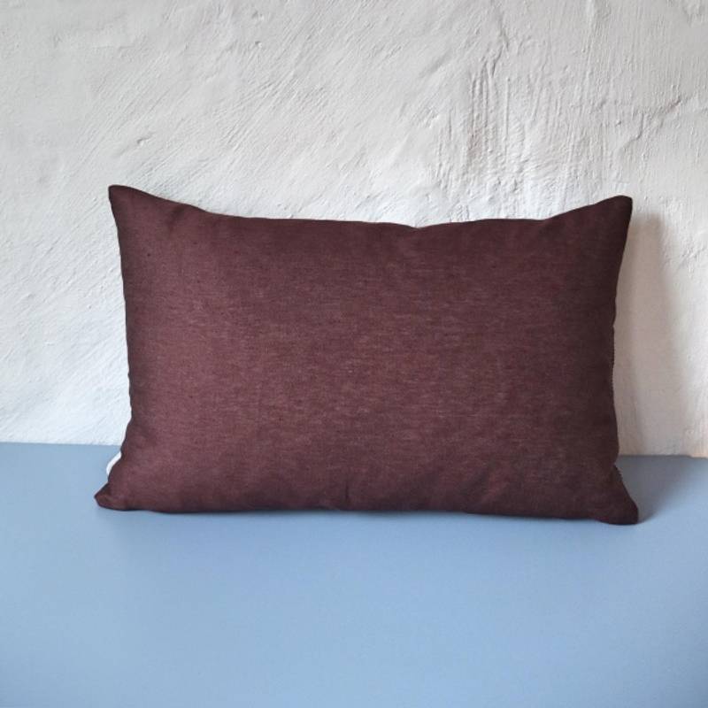 Gråsau FOLDOVER cushion |Vibrant| Plum 002 Salt