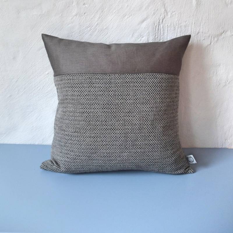 Gråsau FOLDOVER cushion | Neutral | Slate Grey 002 Salt